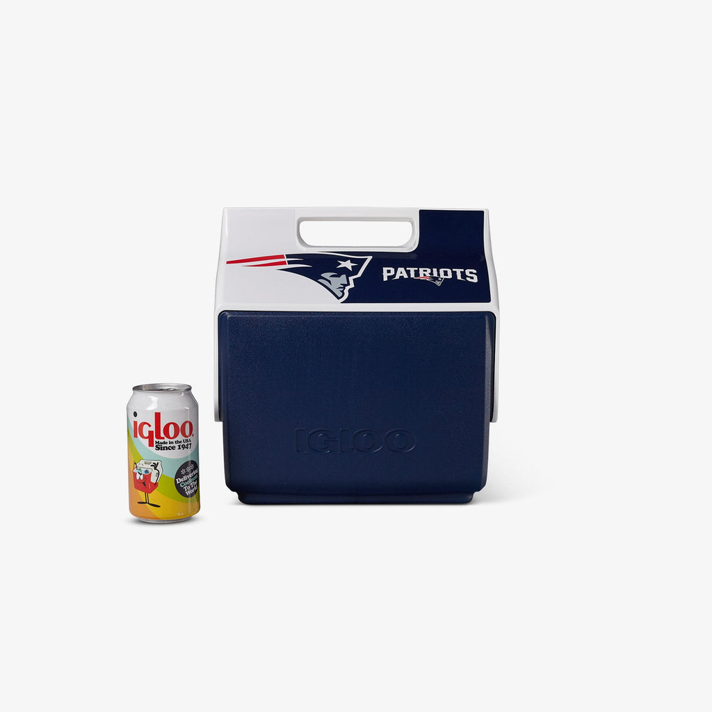 Igloo New England Patriots Little Playmate 7 Qt Cooler