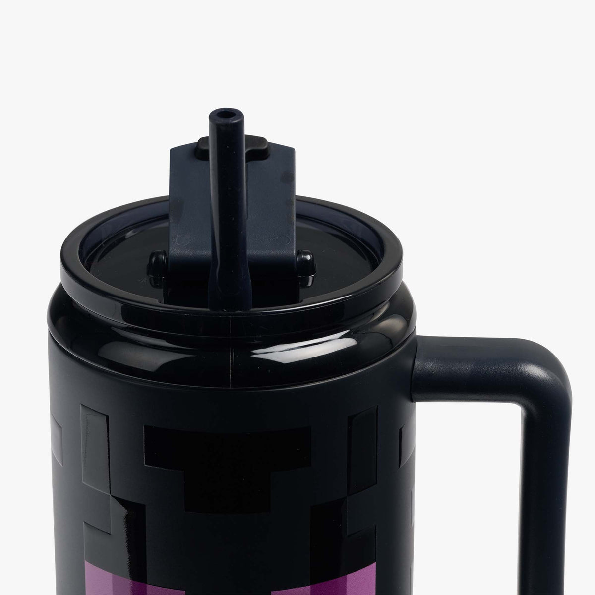 Igloo Minecraft Enderman 32 Oz Travel Mug