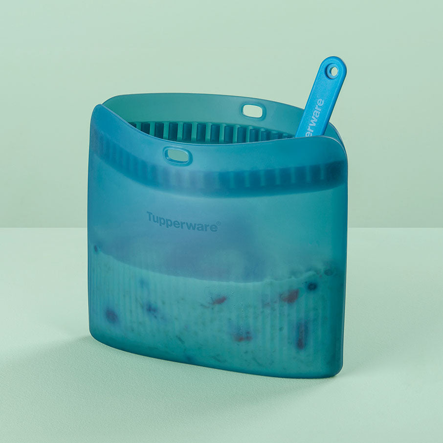 Tupper Ware Ultimate Silicone Stand-Up Bag | Medium