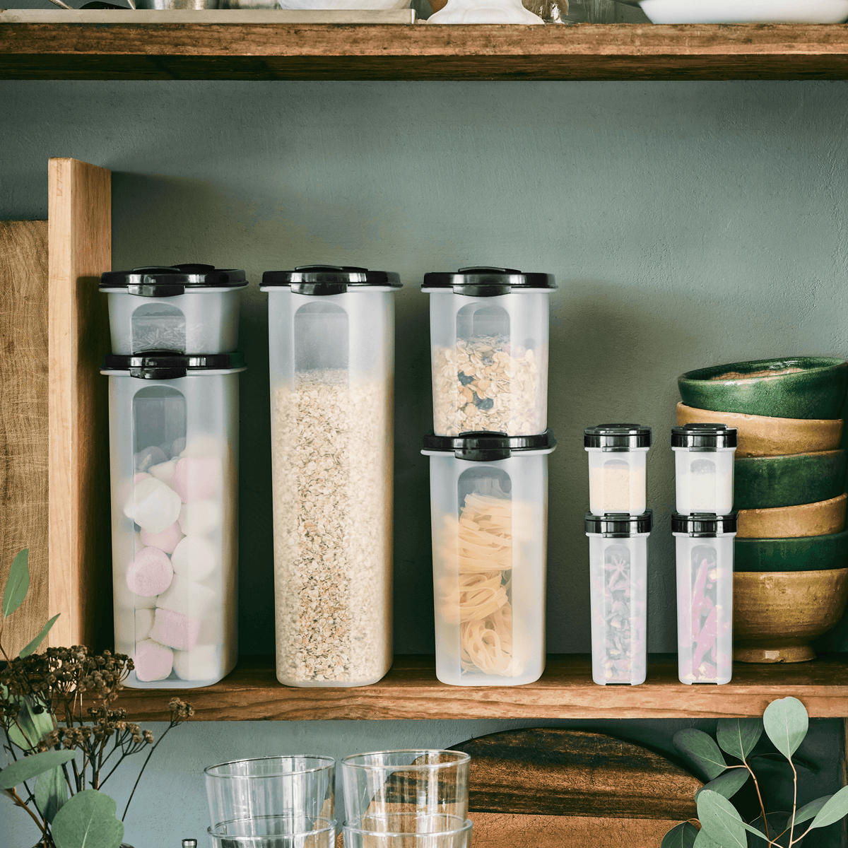 Tupper Ware Spice Shakers | Large