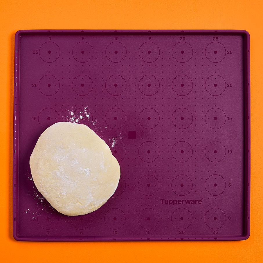 Tupper Ware Silicone Baking Sheet with Rim