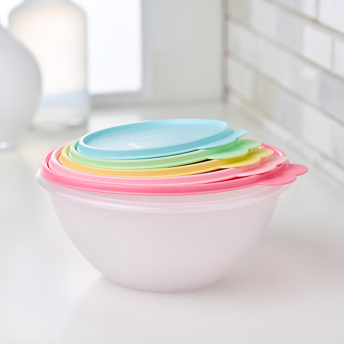 Tupper Ware Vintage Classic Wonderlier® 5 Bowl Set