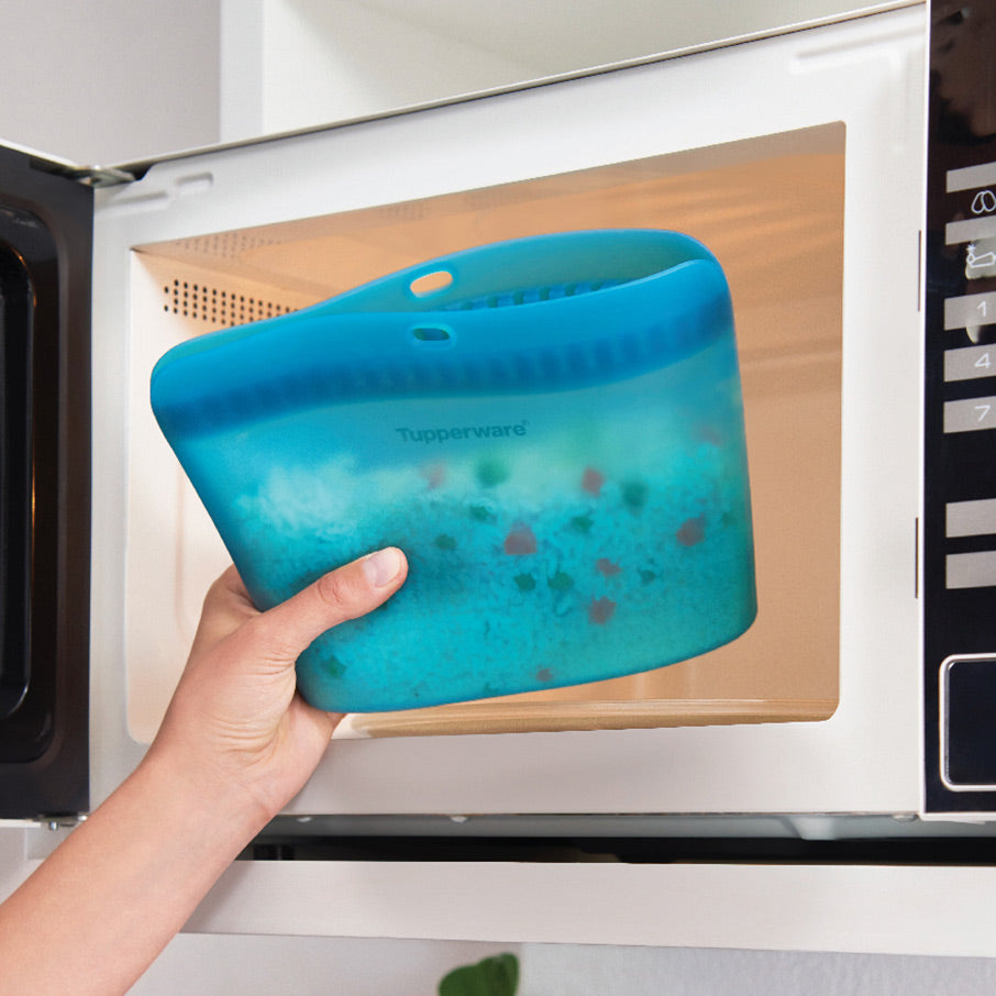 Tupper Ware Ultimate Silicone Stand-Up Bag | Medium