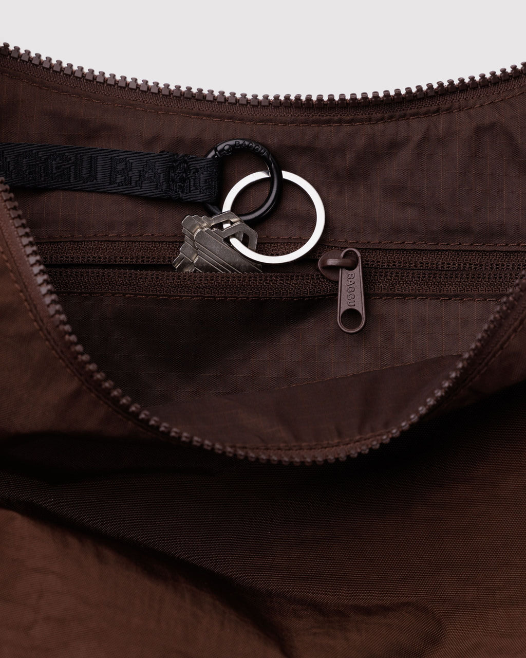 Baggu Medium Nylon Crescent Bag