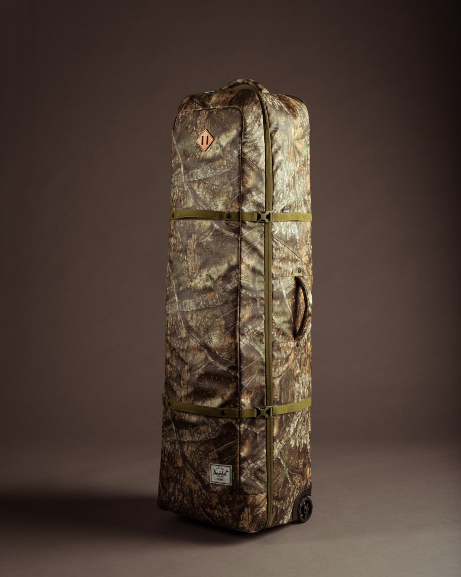 Herschel Supply Co Realtree Herschel Heritage Golf Travel Wheelie Bag