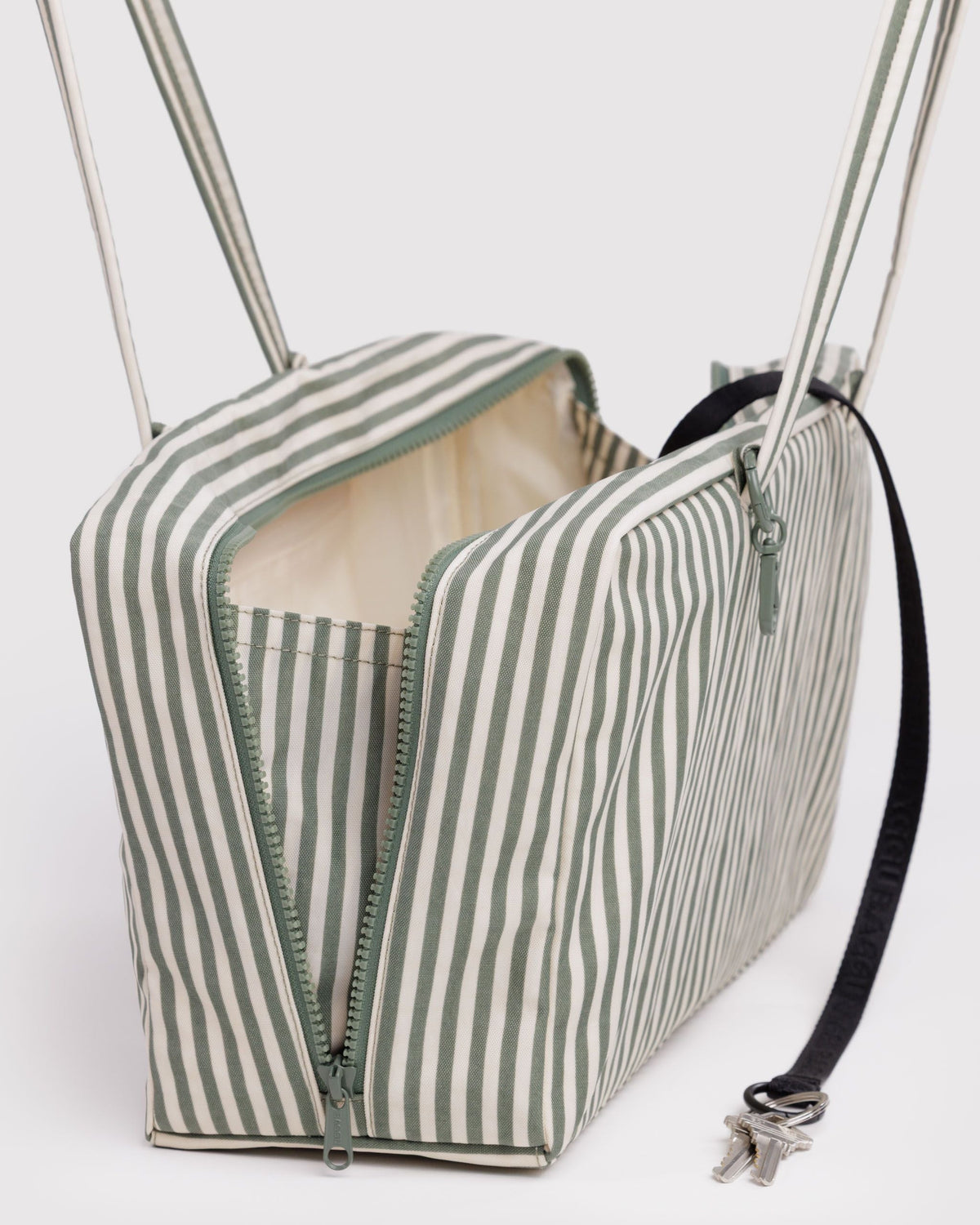Baggu Medium Nylon Bowler Bag