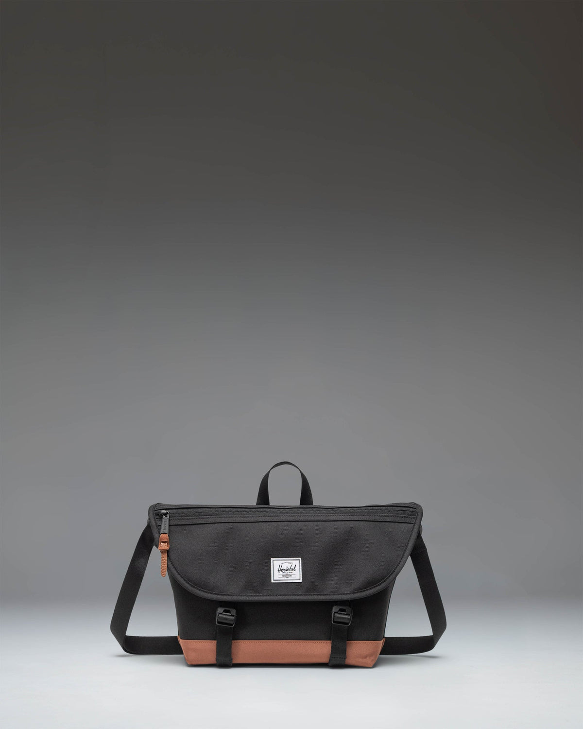 Herschel Supply Co Cove Messenger Small