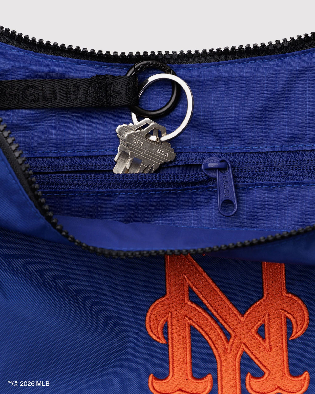 Baggu Medium Nylon Crescent Bag